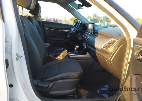 2021 Kia Seltos S z USA, uszkodzony, nr VIN KNDEU2AA1M7138866